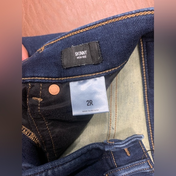 Express Skinny High Rise Jeans - Picture 6 of 6